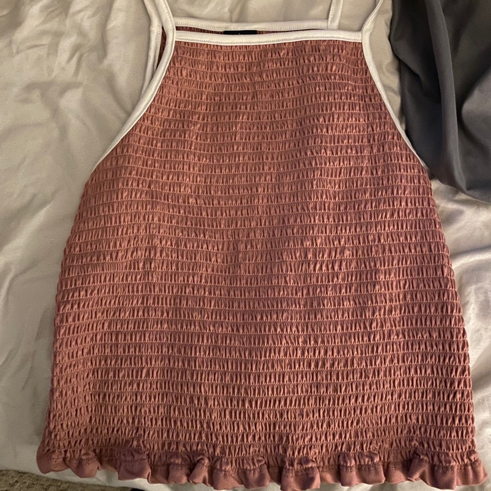 ruffled crop